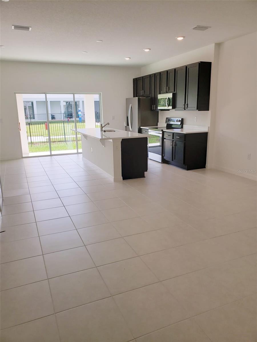 DELANEY RESERVE - Residential Lease