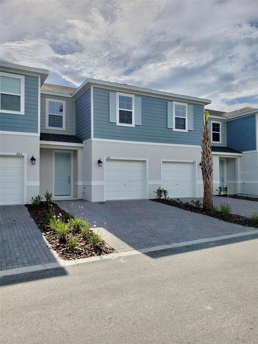 DELANEY RESERVE - Residential Lease