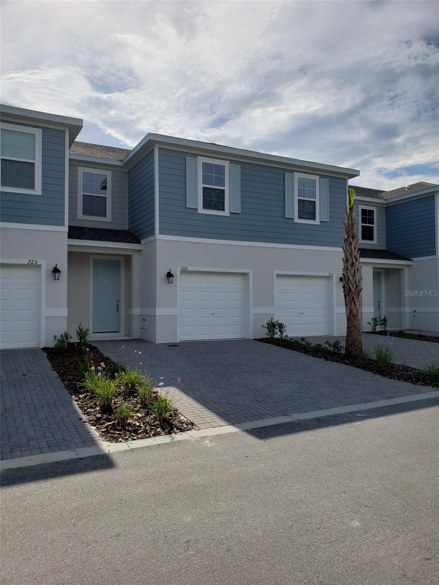 DELANEY RESERVE - Residential Lease