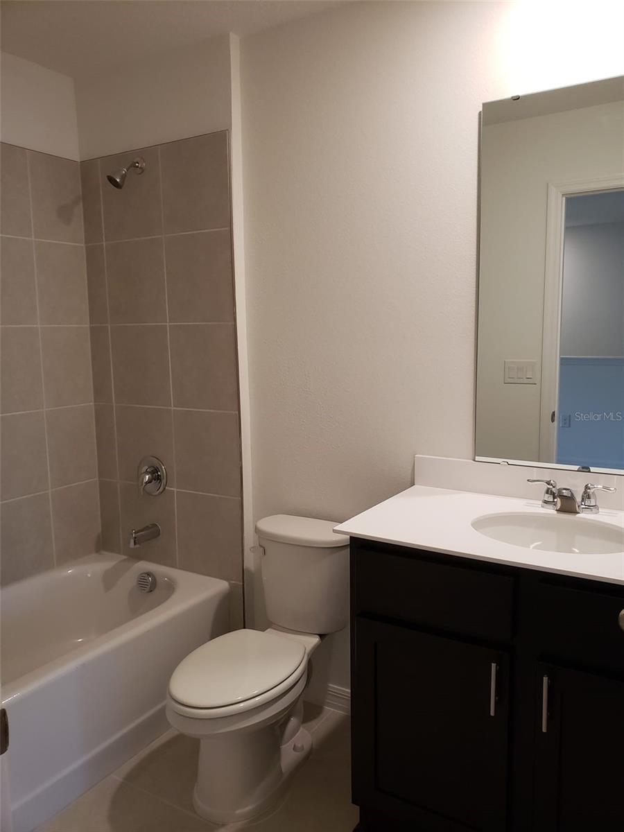 DELANEY RESERVE - Residential Lease