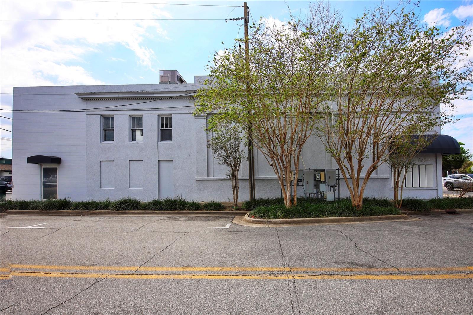 ANDREWS NEW SMYRNA - Commercial Sale