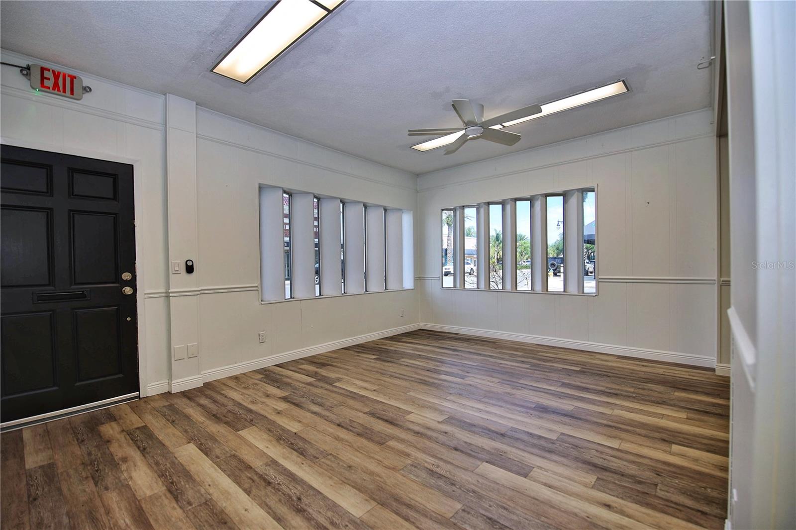 ANDREWS NEW SMYRNA - Commercial Sale