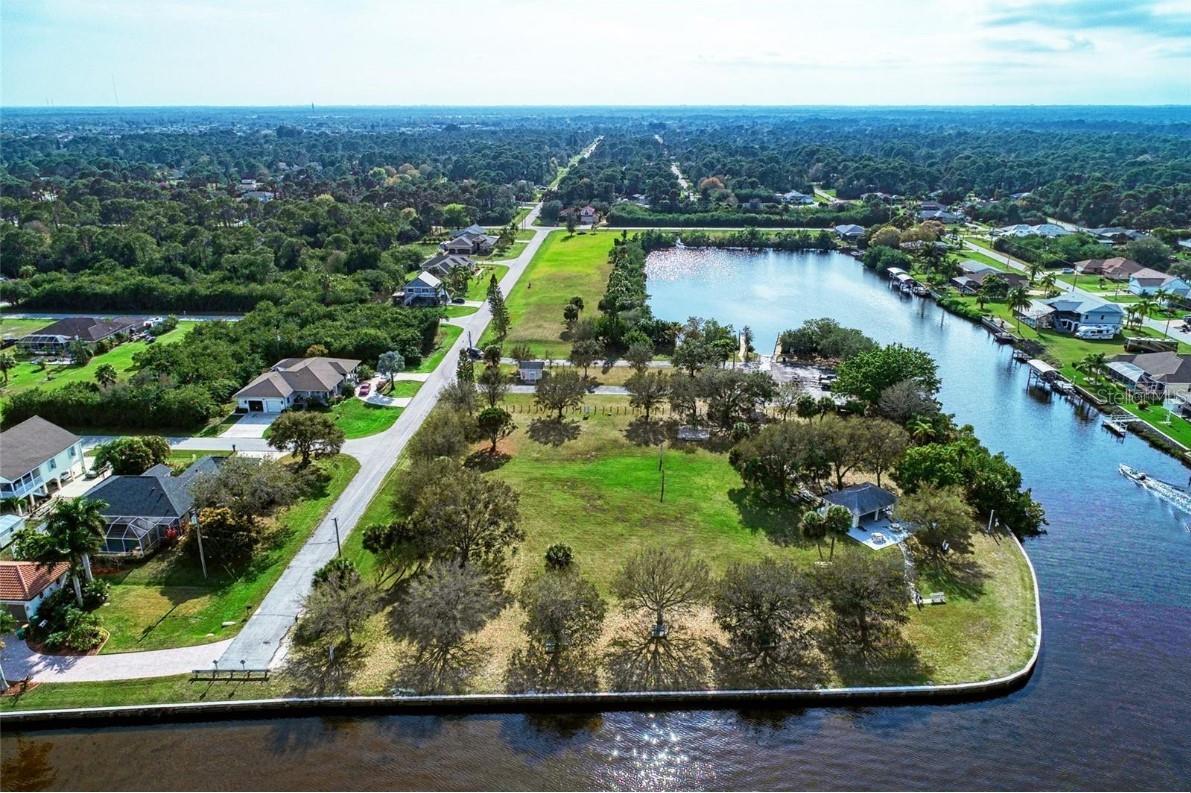 PORT CHARLOTTE SEC 60 - Land