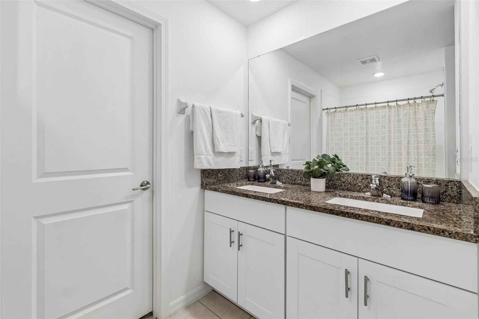 VENTANA PHASE 4 - Residential