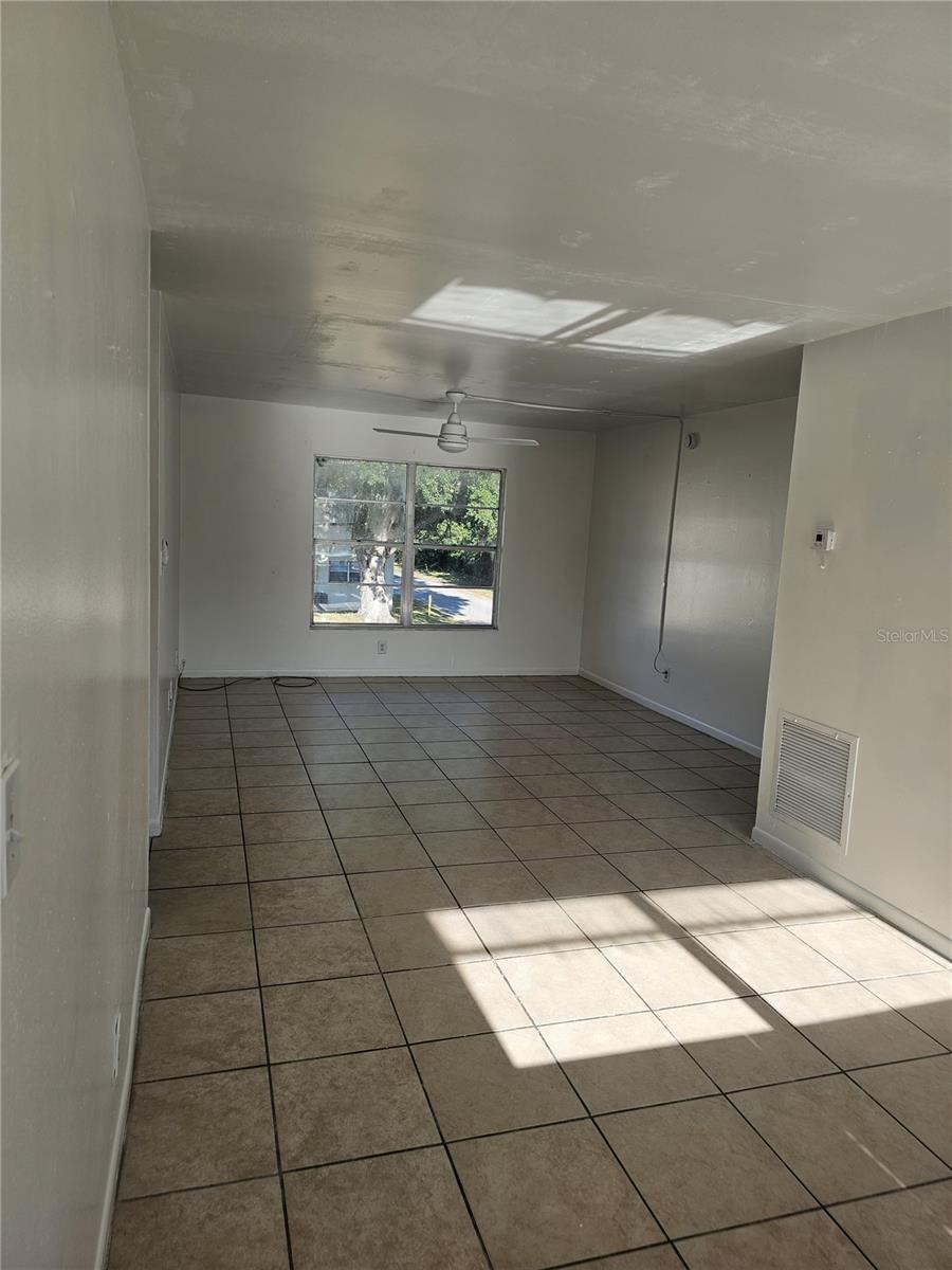 ESSEX PARK VILLAS - Residential