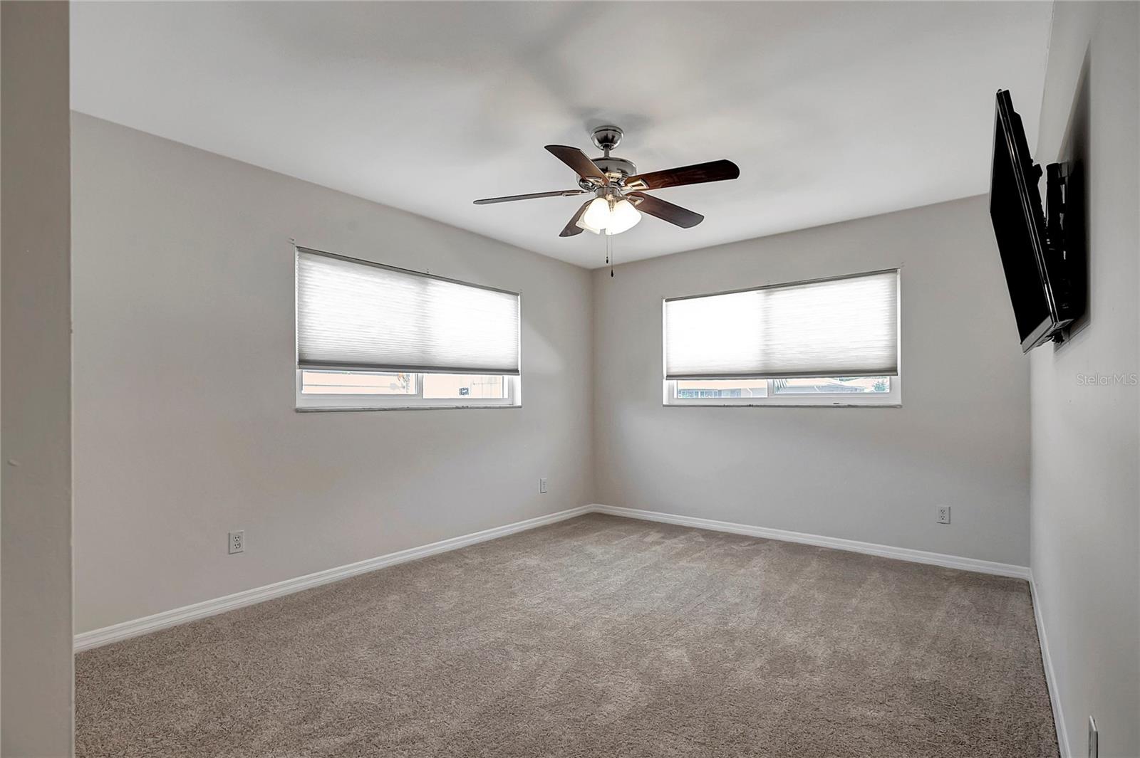 HARBOR BLUFFS SEC 3 - Residential Lease