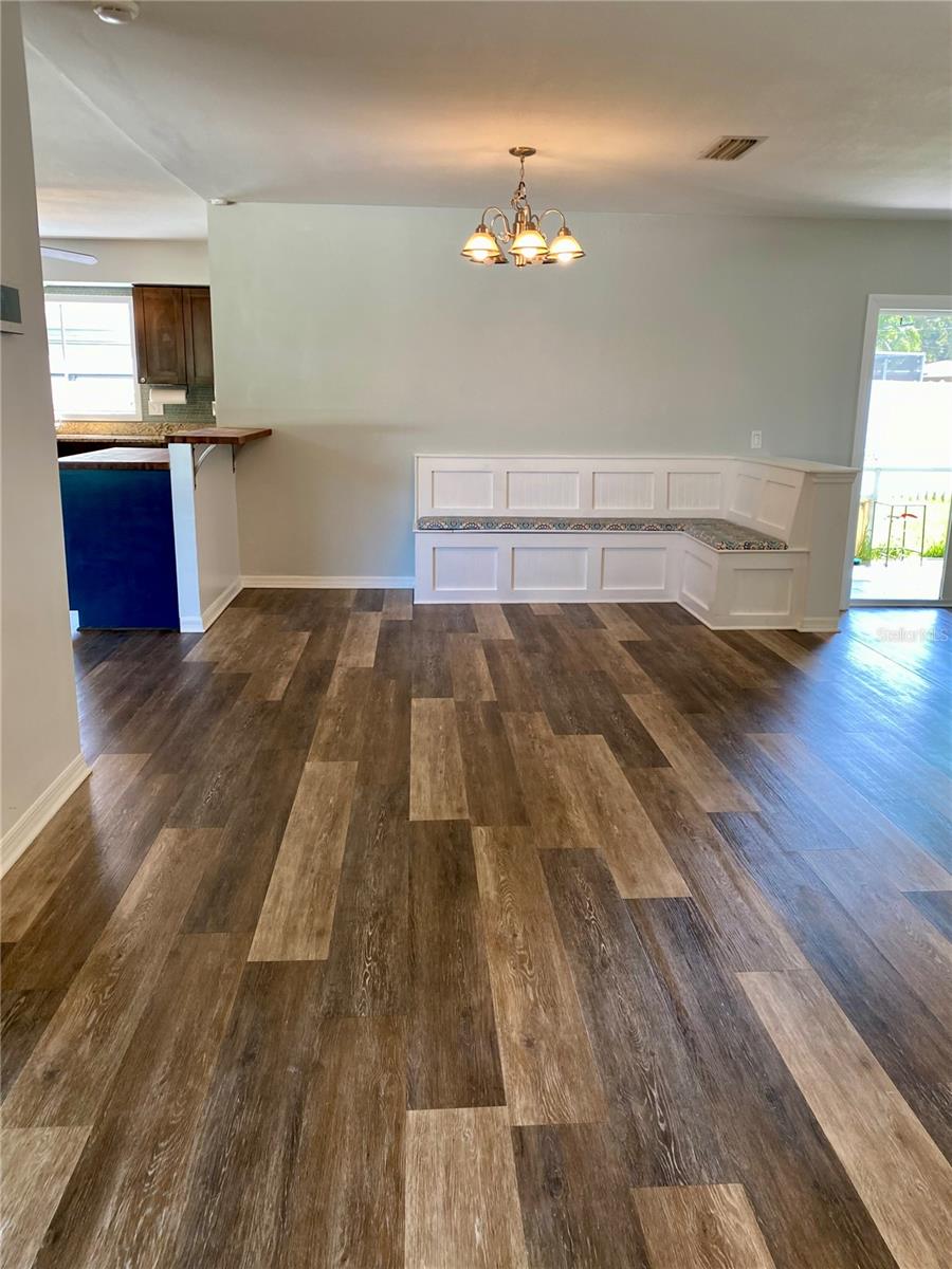 HARBOR BLUFFS SEC 3 - Residential Lease