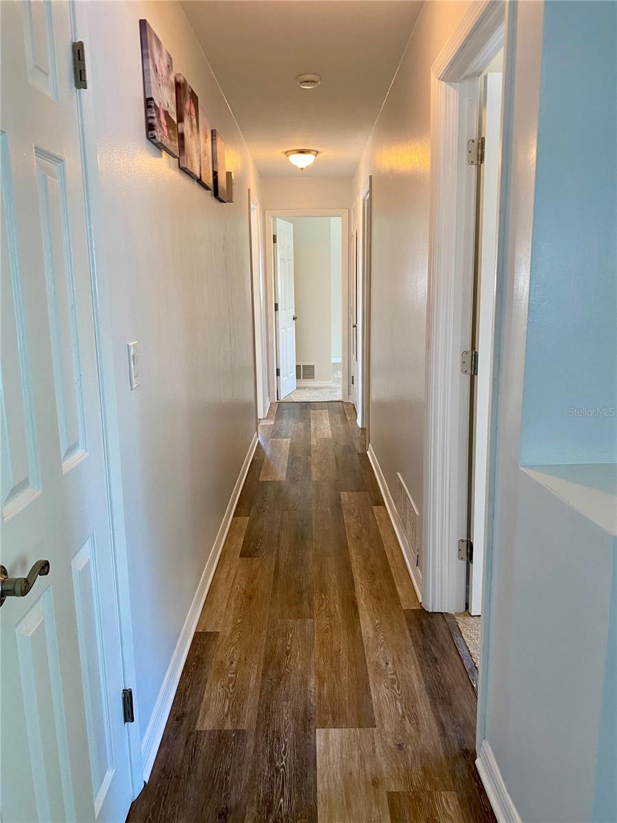 HARBOR BLUFFS SEC 3 - Residential Lease