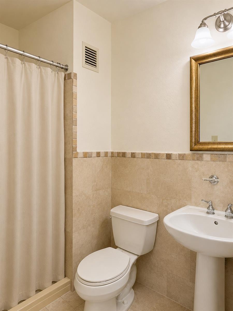 PALMANOVA VILLAGE - Residential Lease