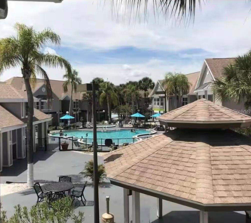 PARKWAY PALMS RESORT MAINGATE CONDO - Residential