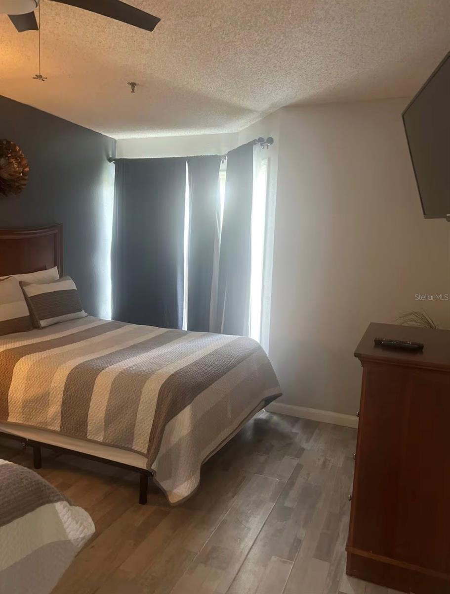 PARKWAY PALMS RESORT MAINGATE CONDO - Residential