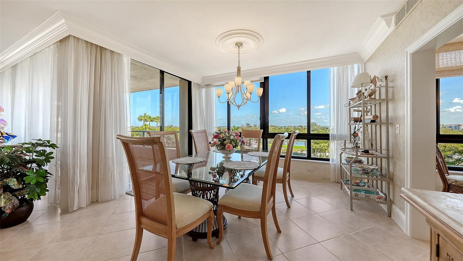 SANCTUARY IV - Residential