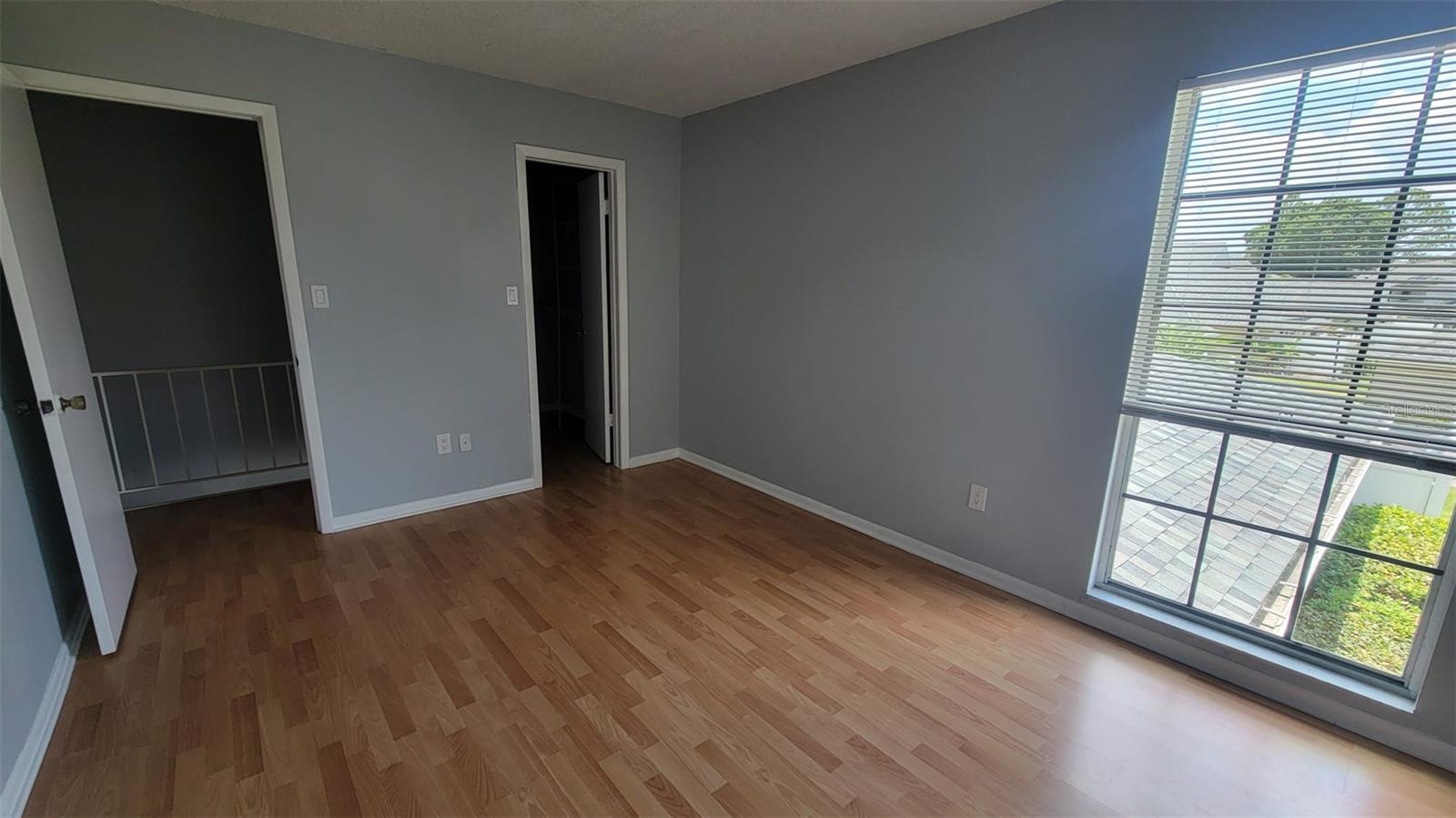 PINE SHADOWS CONDO PH 03 - Residential Lease