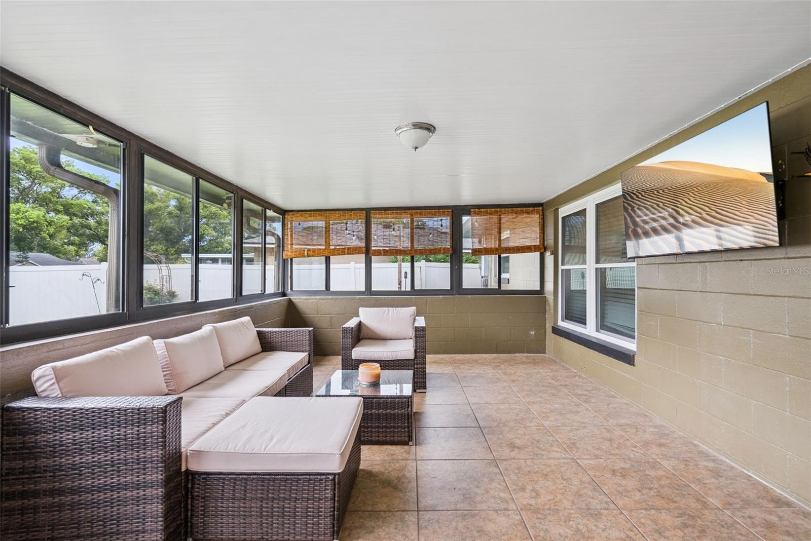 STERLING PARK UNIT 01 - Residential
