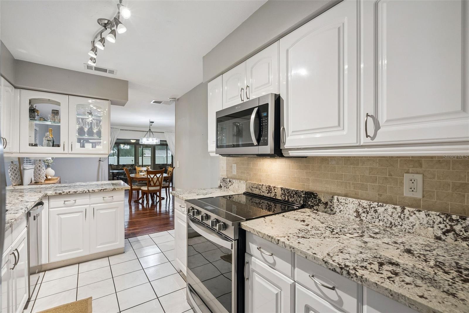 STERLING PARK UNIT 01 - Residential
