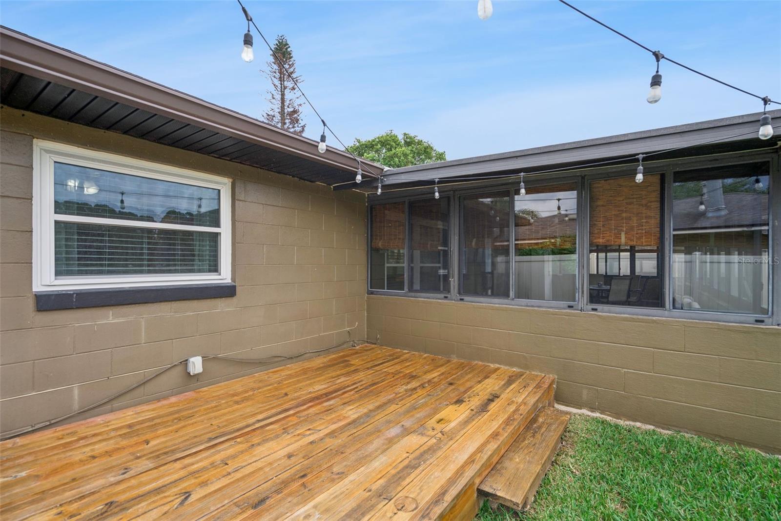 STERLING PARK UNIT 01 - Residential