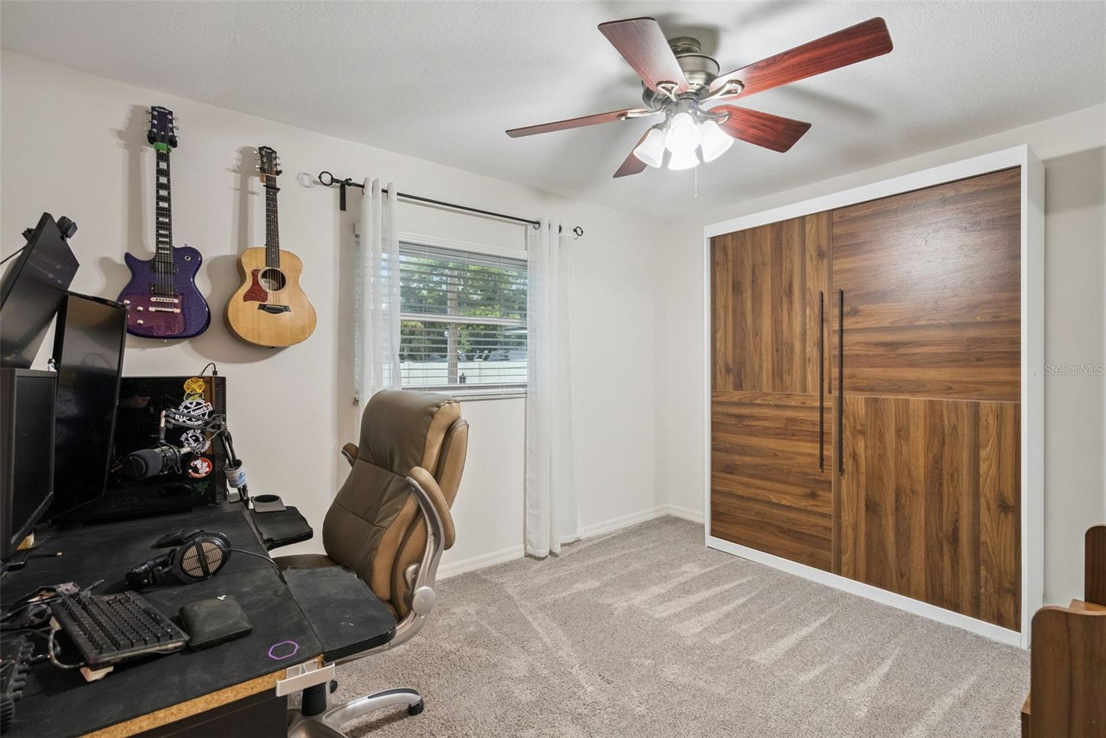 STERLING PARK UNIT 01 - Residential