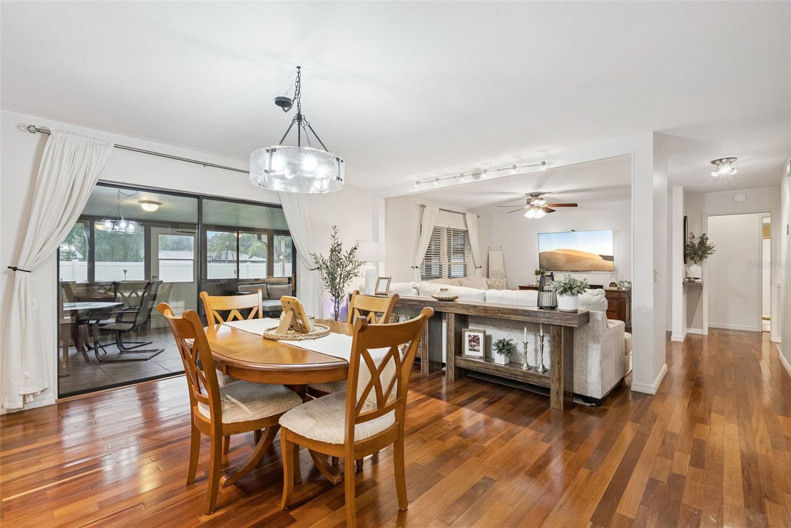 STERLING PARK UNIT 01 - Residential