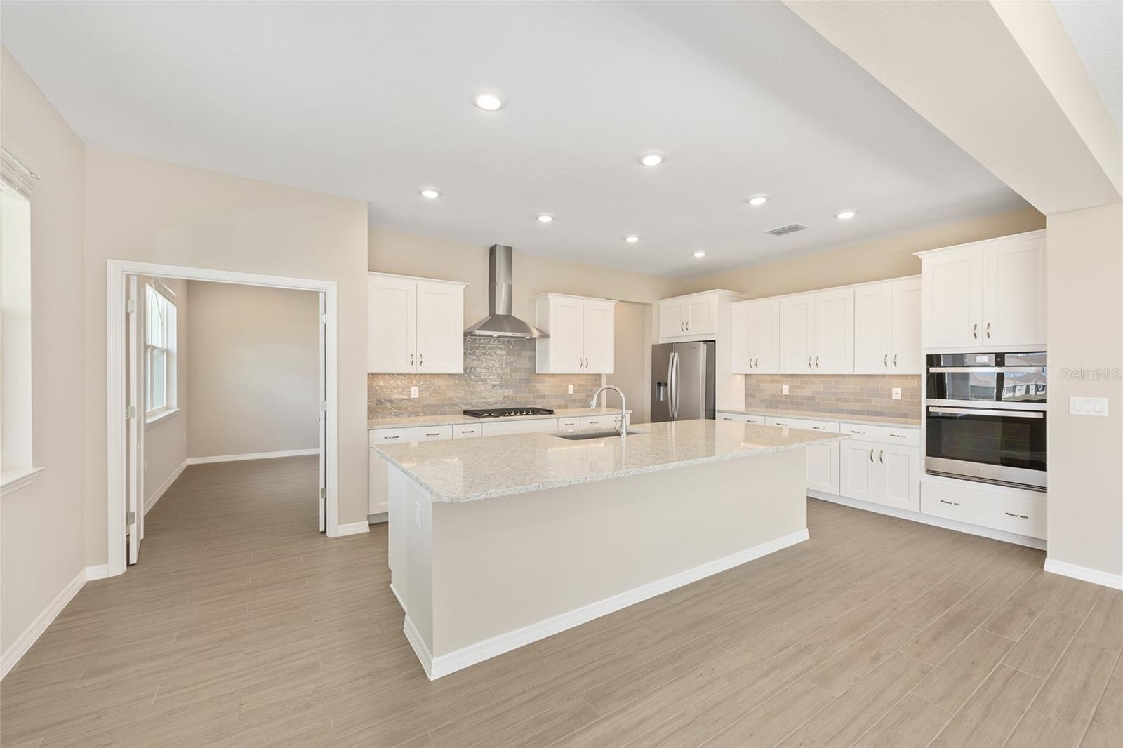 CALESA TOWNSHIP - Residential