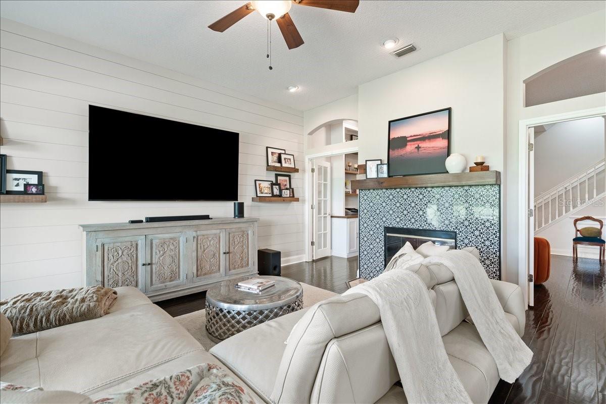 SOUTH HAMPTON - Residential