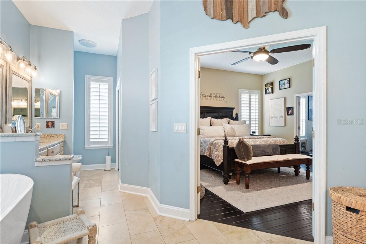 SOUTH HAMPTON - Residential