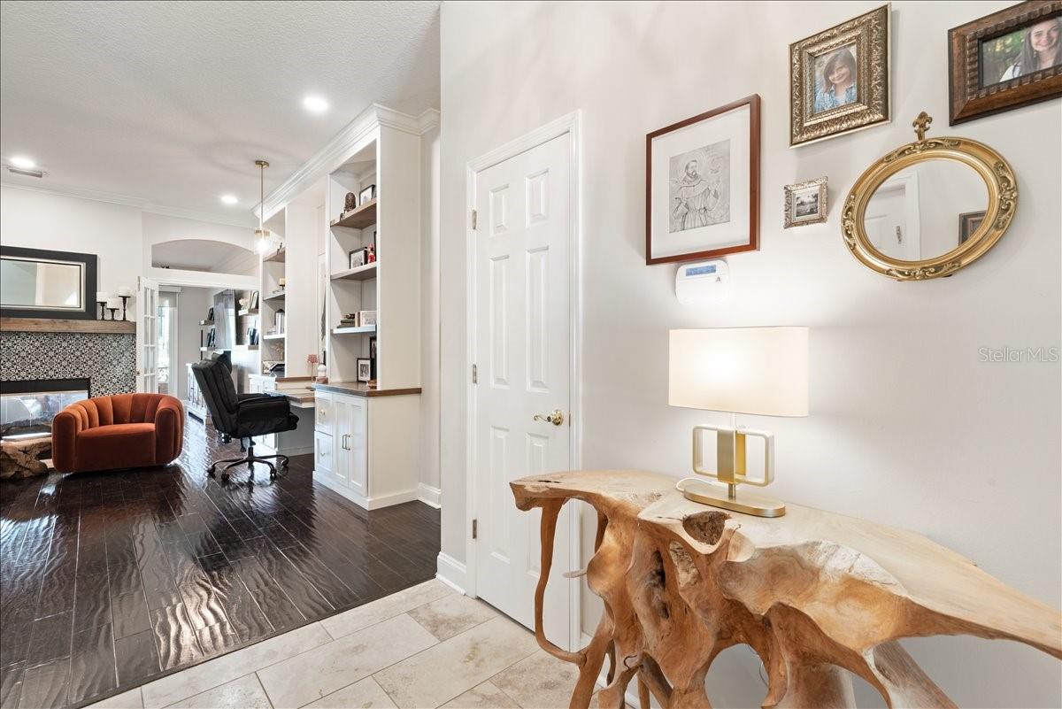 SOUTH HAMPTON - Residential