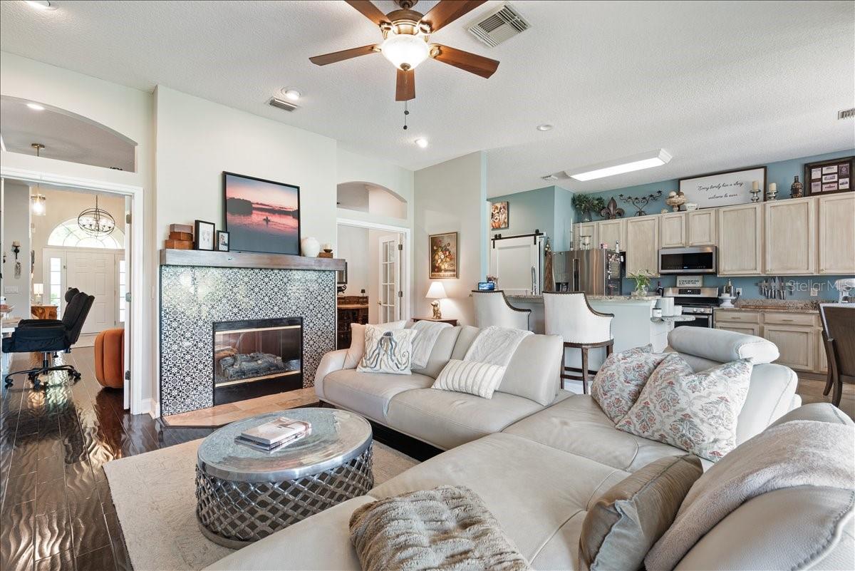 SOUTH HAMPTON - Residential