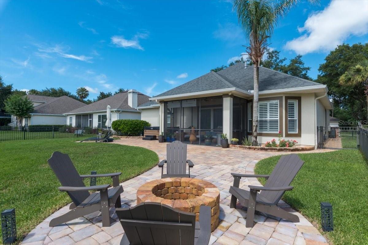 SOUTH HAMPTON - Residential