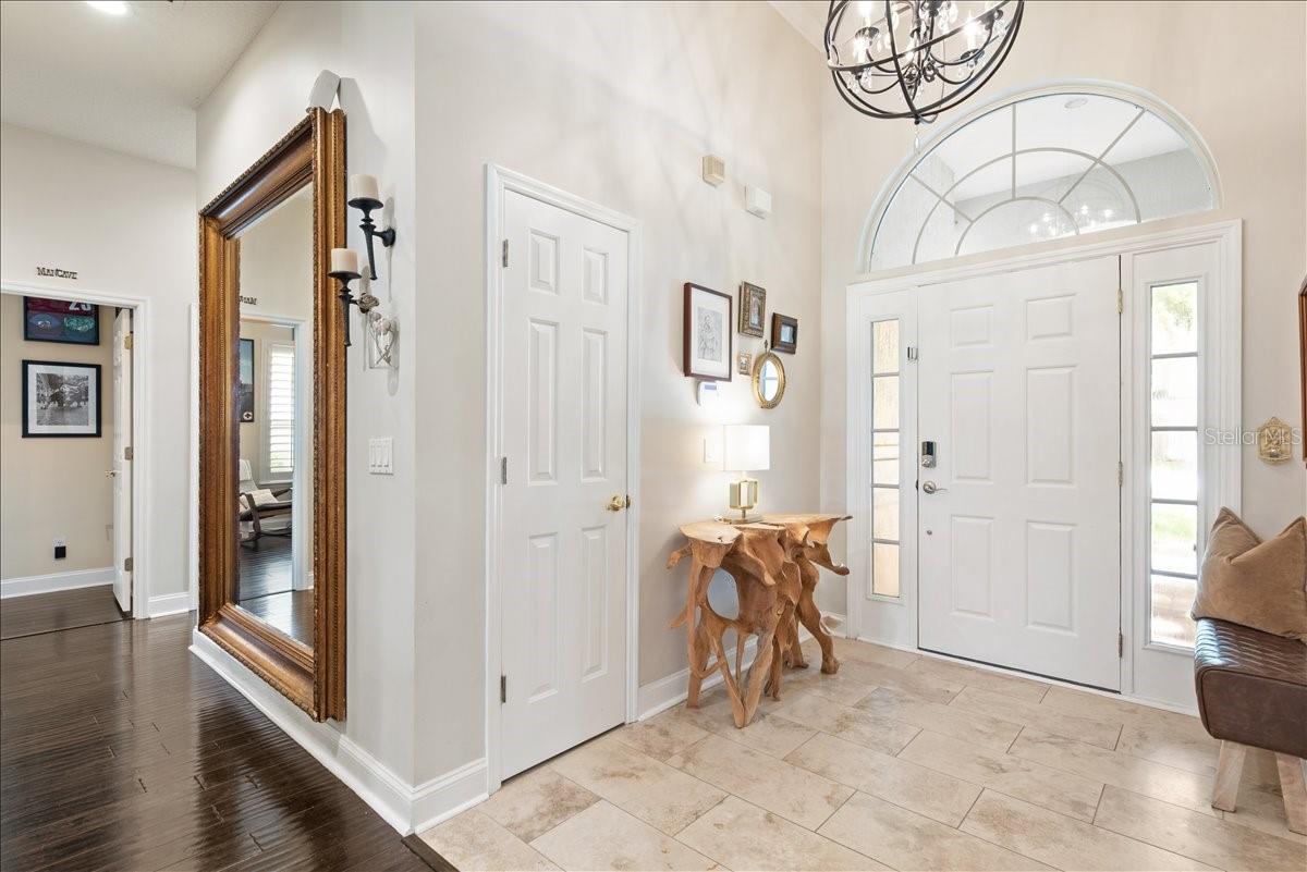 SOUTH HAMPTON - Residential