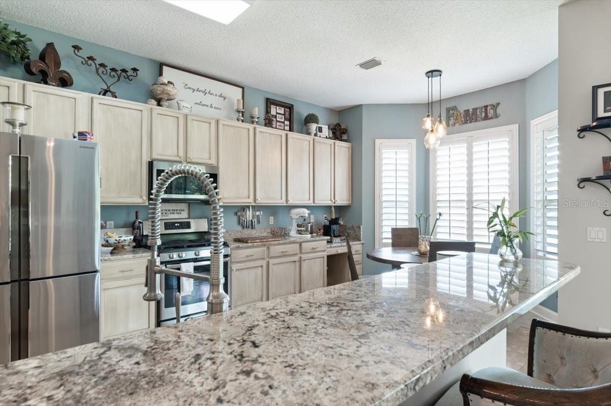 SOUTH HAMPTON - Residential