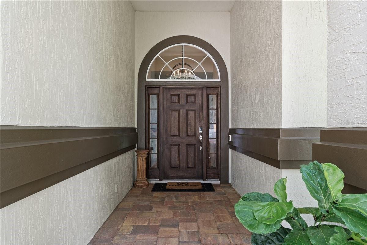 SOUTH HAMPTON - Residential