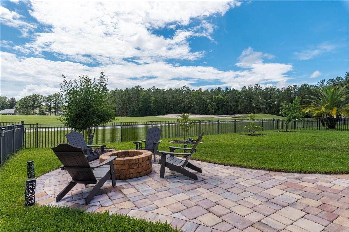 SOUTH HAMPTON - Residential