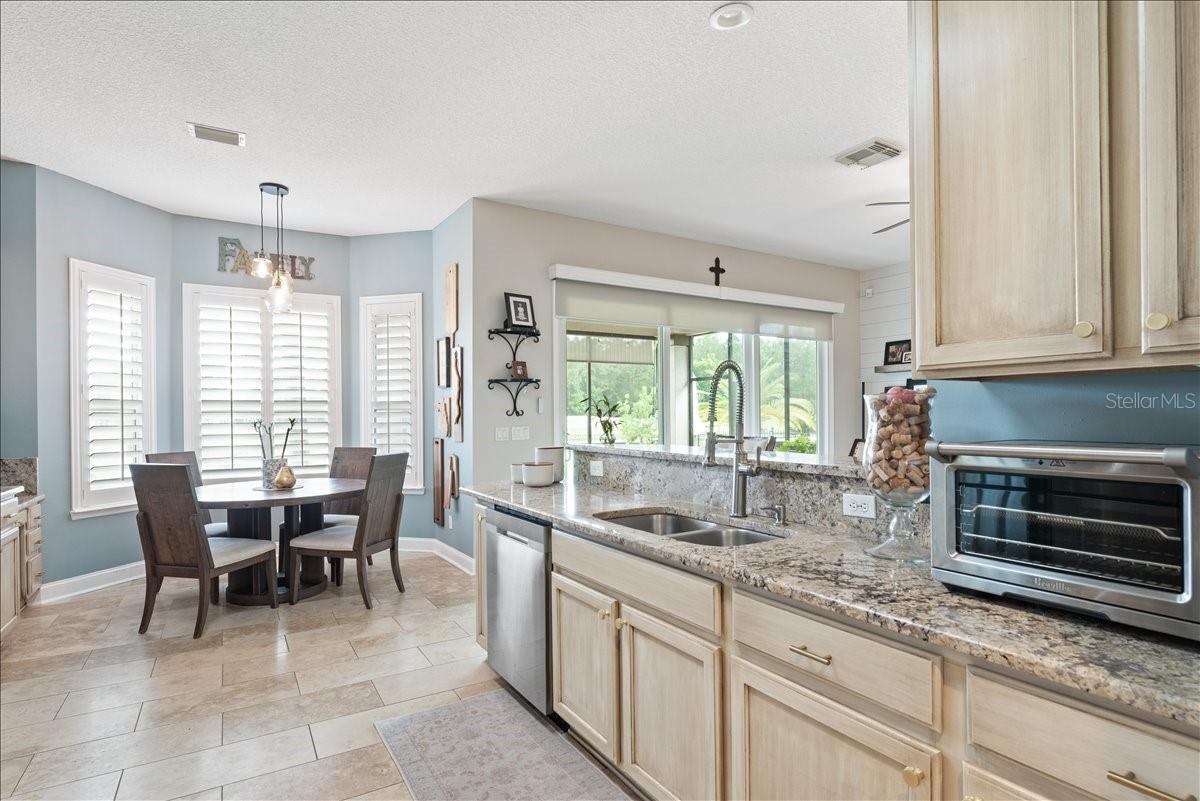 SOUTH HAMPTON - Residential