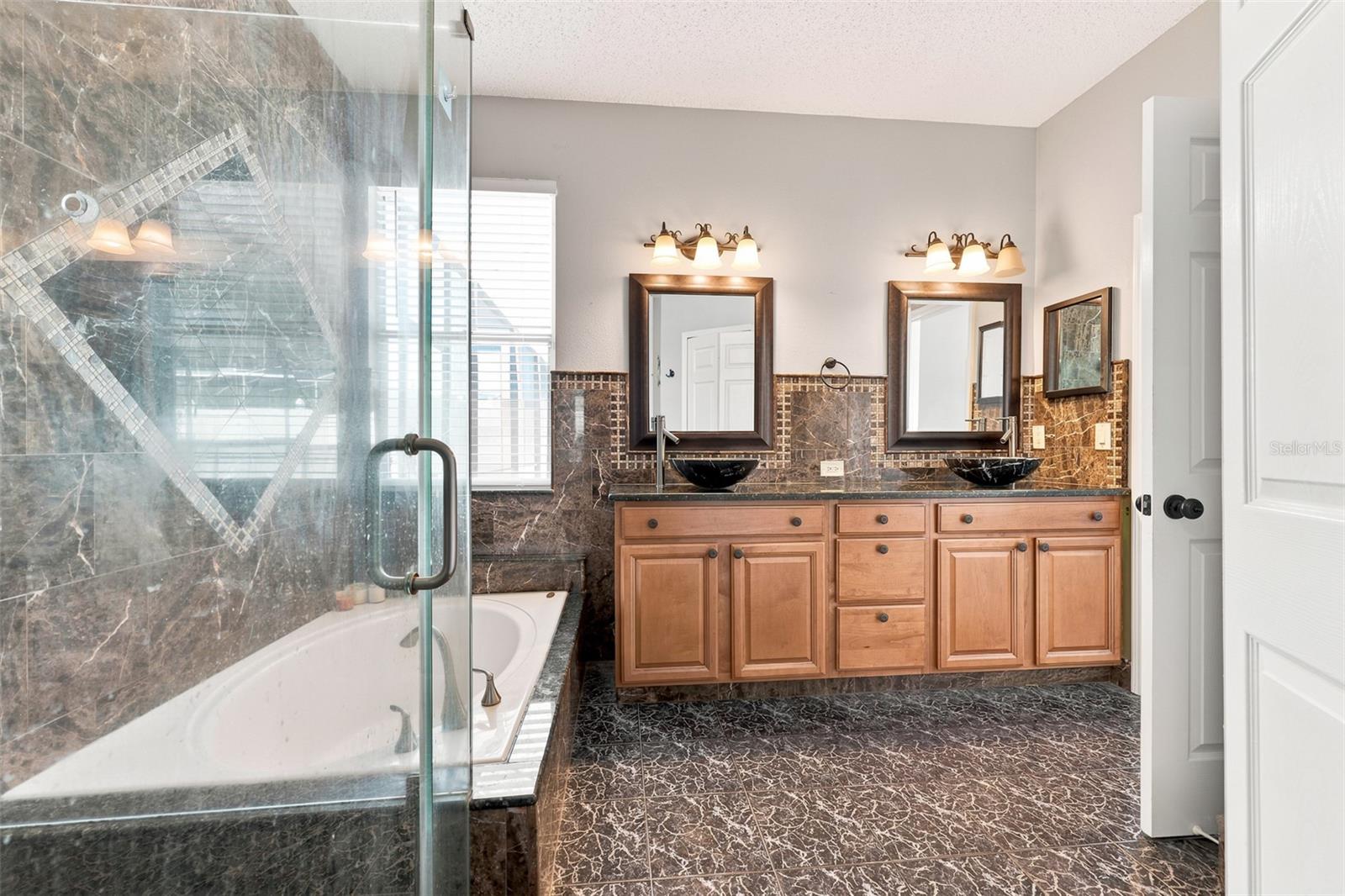 BRENTWOOD HILLS TR A UNIT 2 - Residential