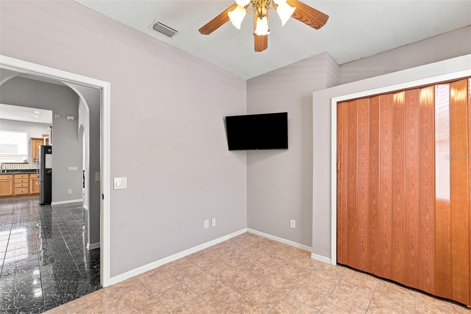 BRENTWOOD HILLS TR A UNIT 2 - Residential