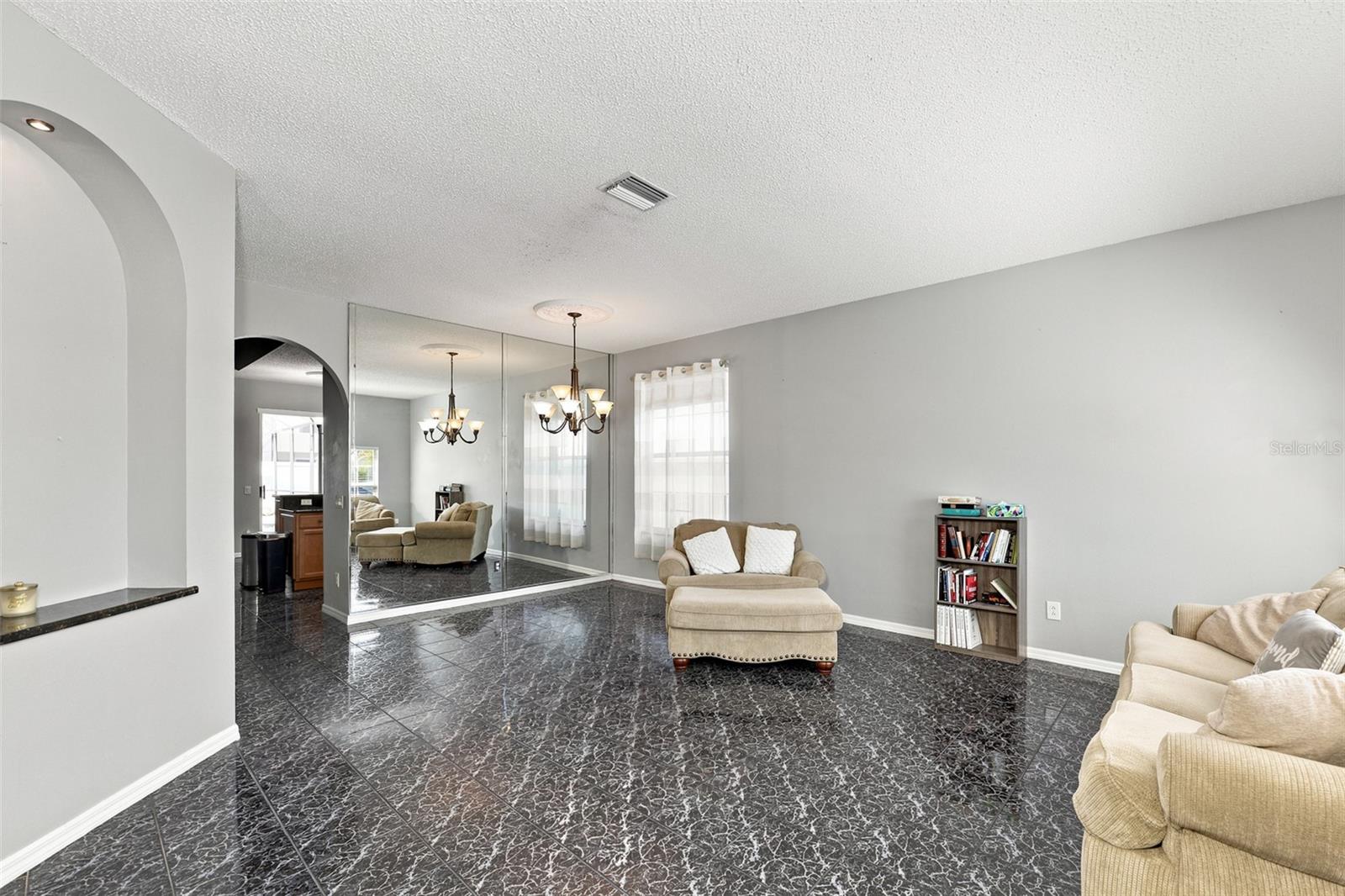BRENTWOOD HILLS TR A UNIT 2 - Residential