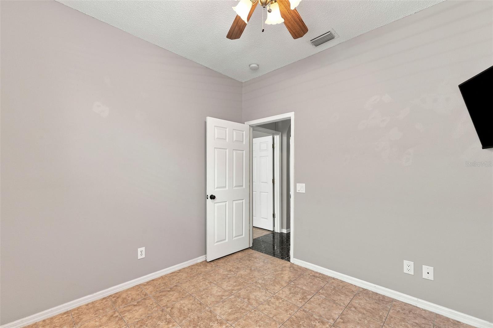 BRENTWOOD HILLS TR A UNIT 2 - Residential