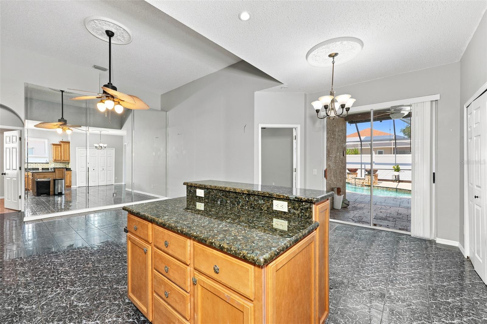 BRENTWOOD HILLS TR A UNIT 2 - Residential