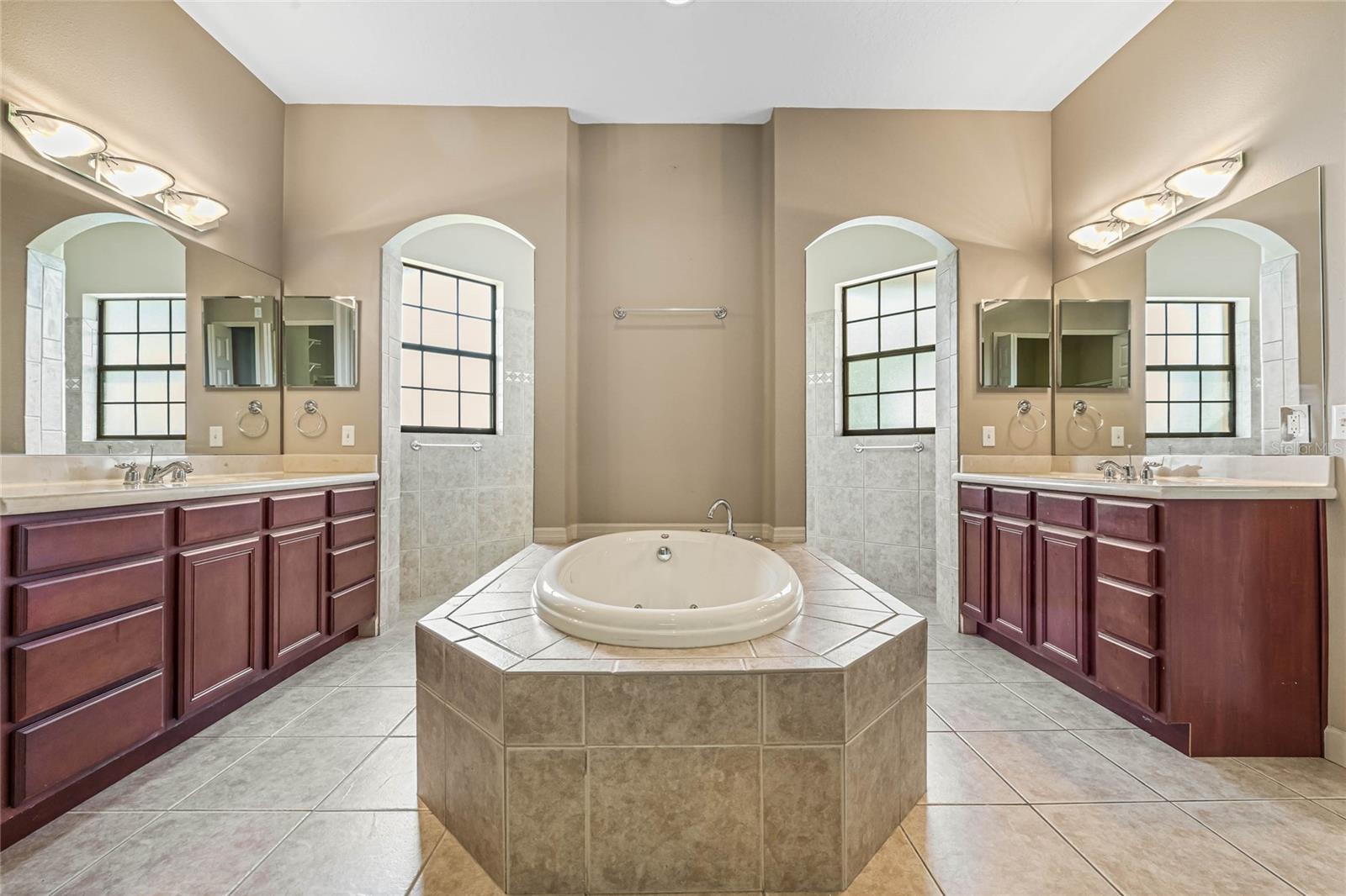 COUNTRY MEADOW WEST UNIT 1 - Residential Lease