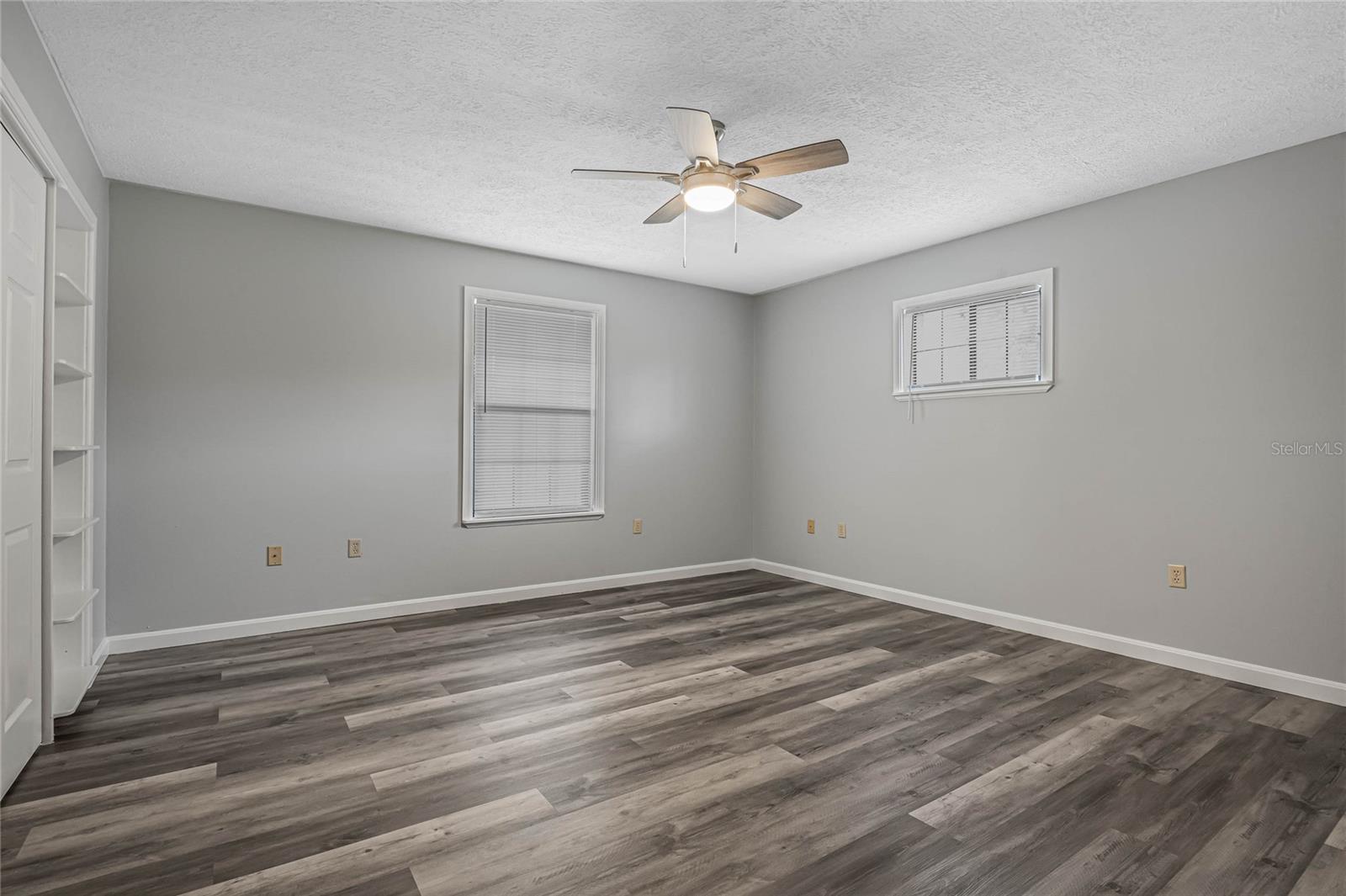 COUNTRY MEADOW WEST UNIT 1 - Residential Lease