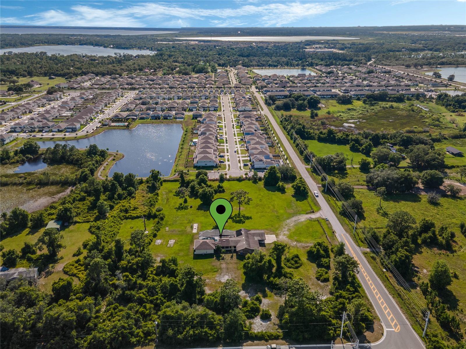 COUNTRY MEADOW WEST UNIT 1 - Residential Lease