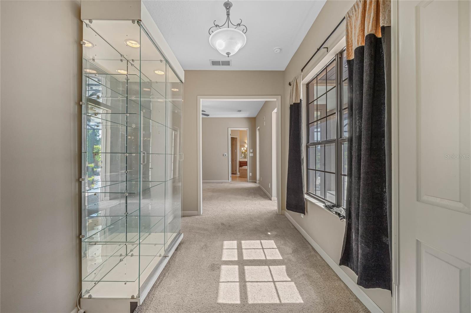 COUNTRY MEADOW WEST UNIT 1 - Residential Lease