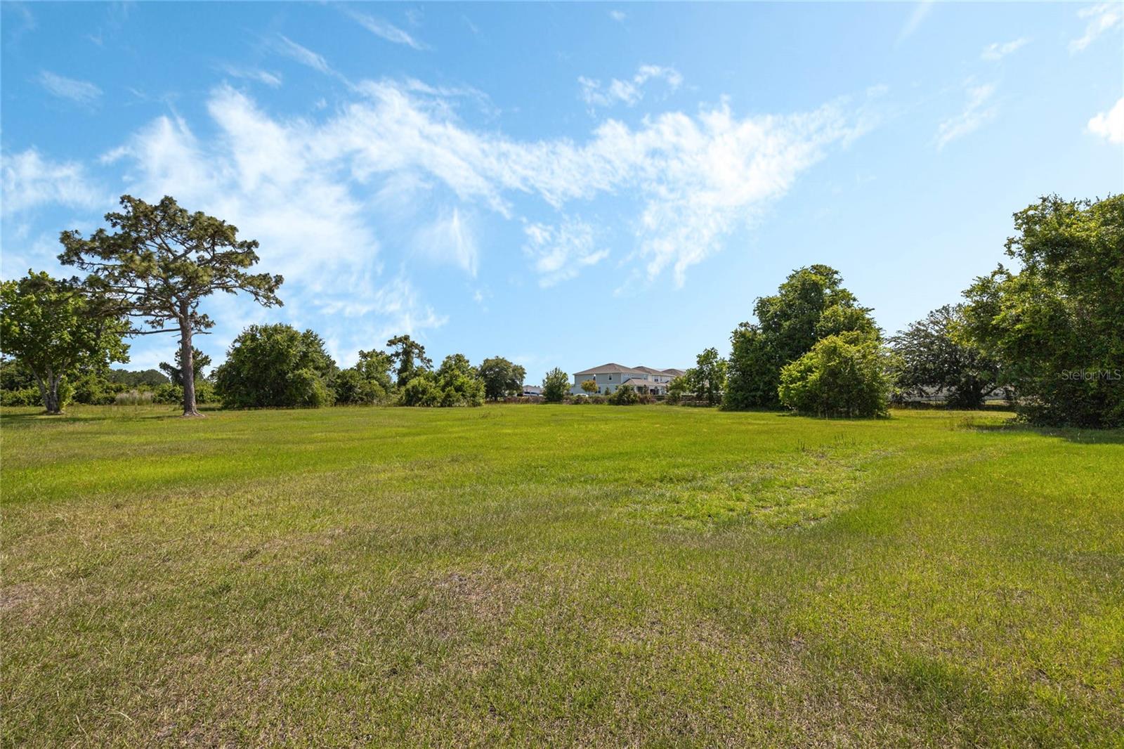 COUNTRY MEADOW WEST UNIT 1 - Residential Lease