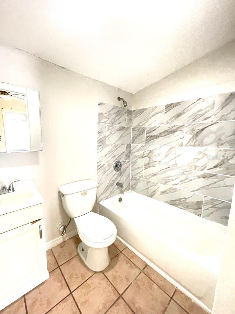 EAST TAMPA BLOCKS 1 TO 40 - Residential Lease