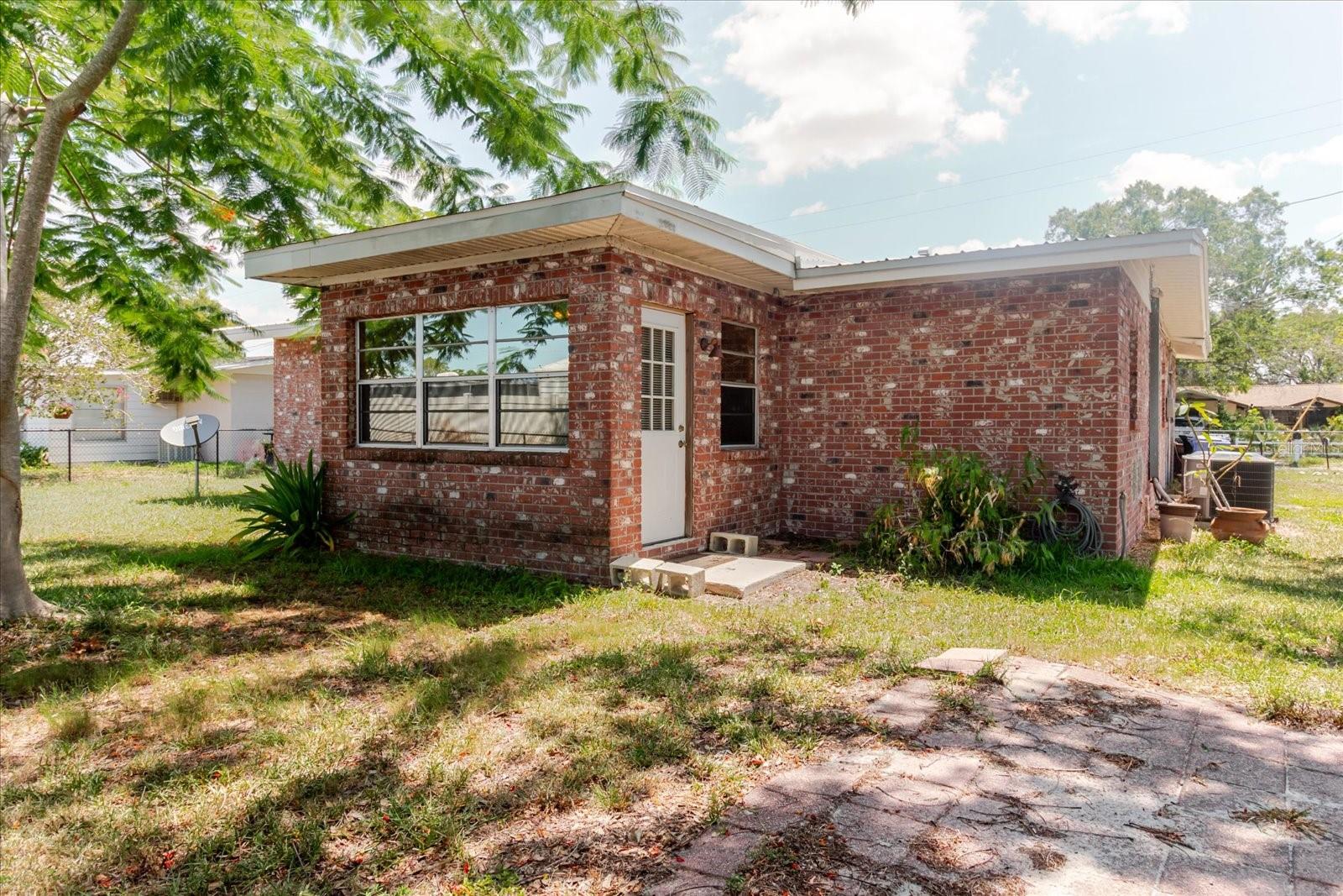 APOLLO BEACH UNIT ONE PT ONE - Residential