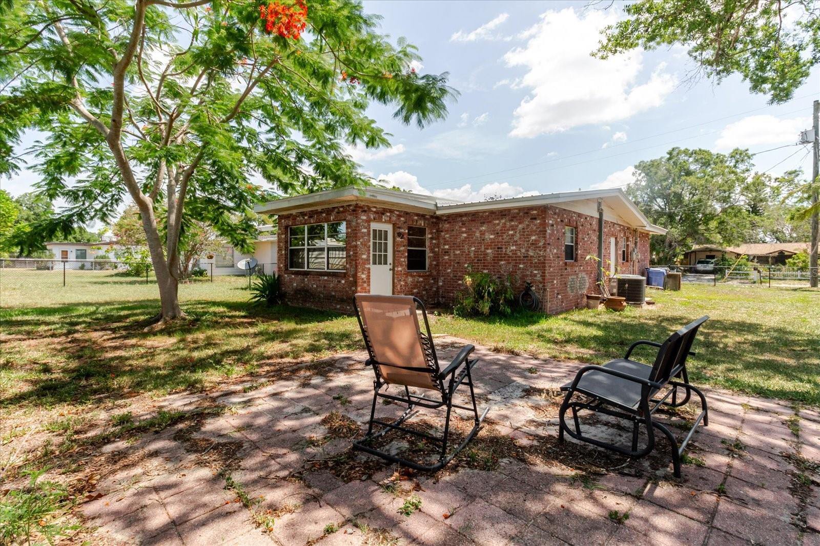 APOLLO BEACH UNIT ONE PT ONE - Residential