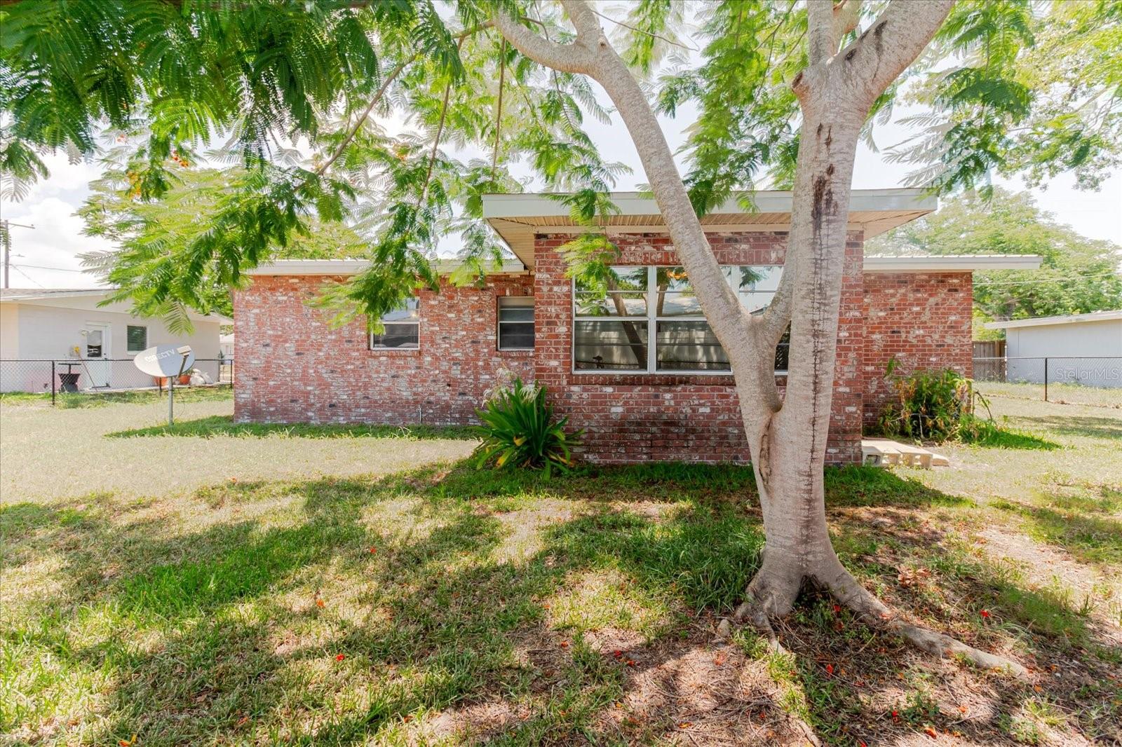 APOLLO BEACH UNIT ONE PT ONE - Residential