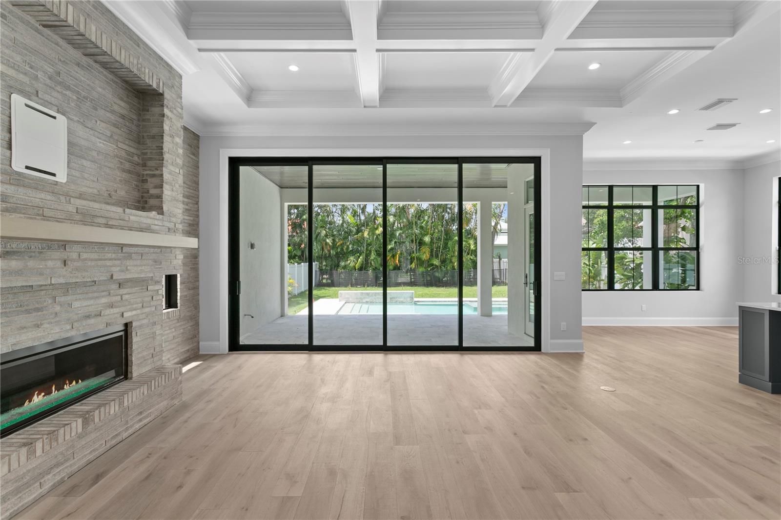 BAYSHORE BEAUTIFUL - Residential