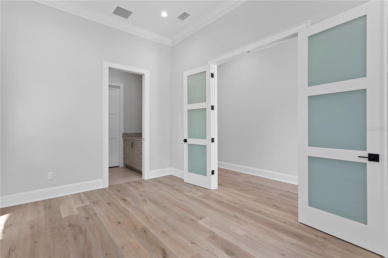 BAYSHORE BEAUTIFUL - Residential
