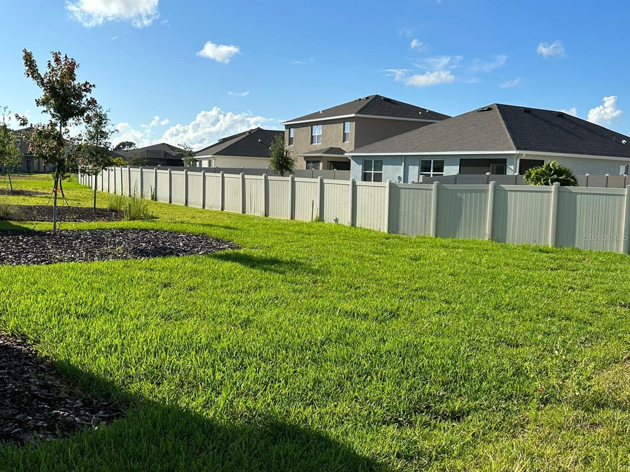 PROMENADE ESTATES PH II - Residential Lease